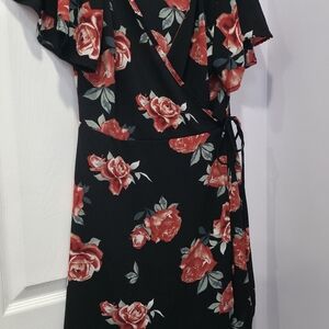Charlotte Russe Black and Red Floral Midi Dress